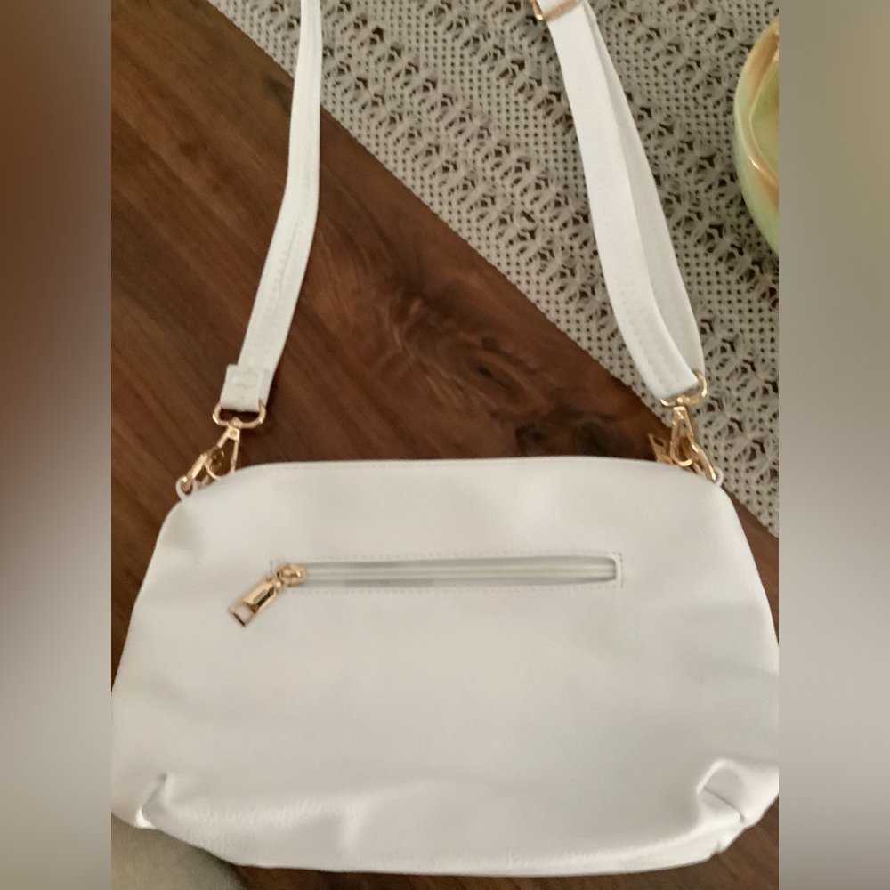 Like new crossbody white purse